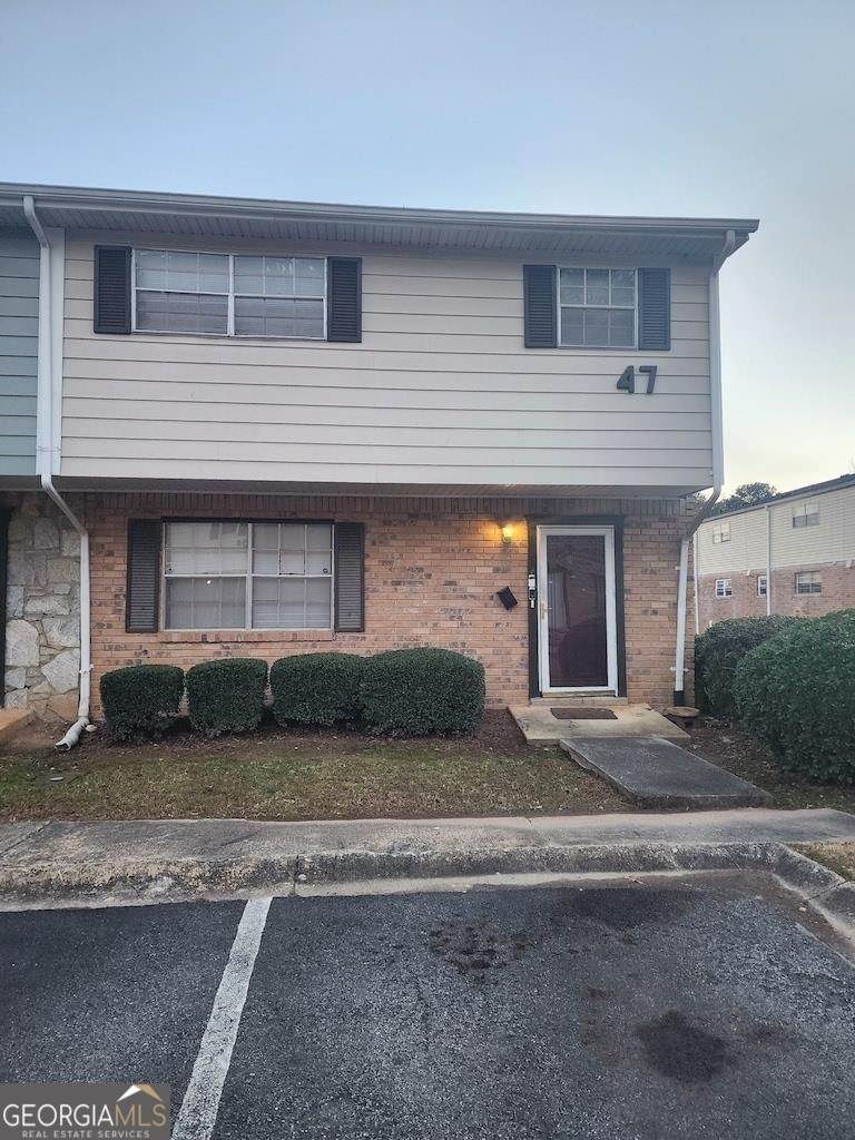 Single Family for Sale at Union City, GA 30291
