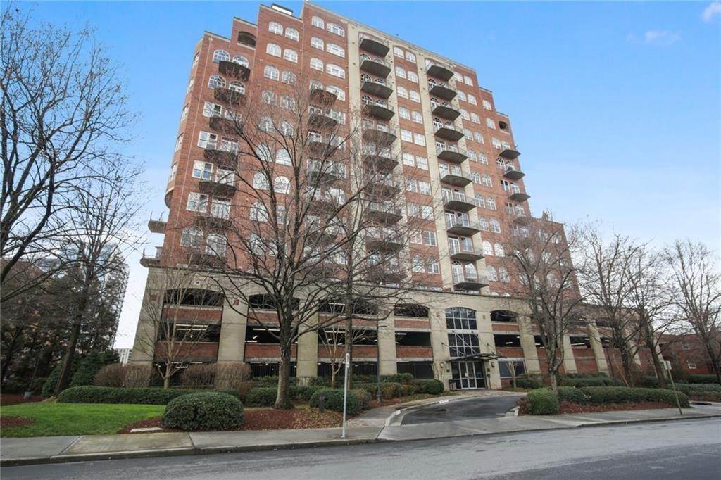 Condominium for Sale at Buckhead Forest, Atlanta, GA 30305