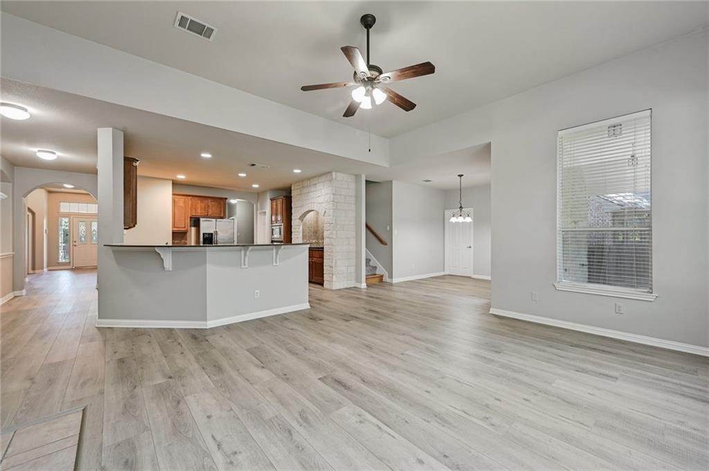 12. Single Family for Sale at The Hielscher, Austin, TX 78739