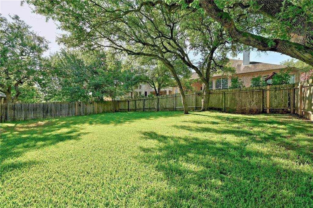 36. Single Family for Sale at The Hielscher, Austin, TX 78739