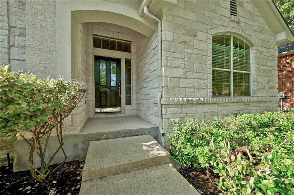 3. Single Family for Sale at The Hielscher, Austin, TX 78739