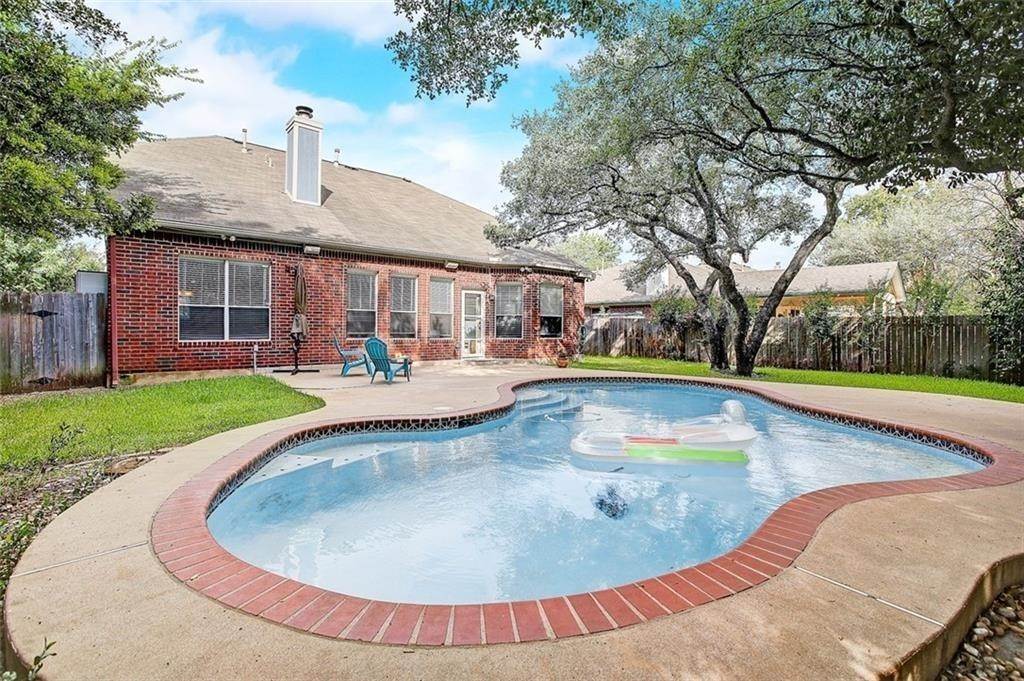 29. Single Family for Sale at Milwood, Austin, TX 78729