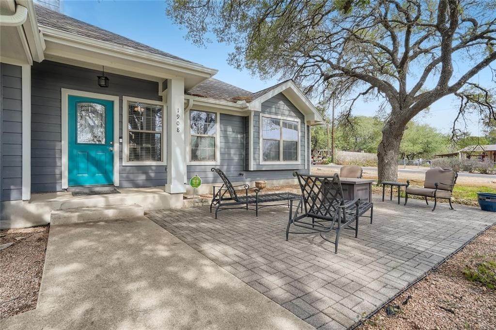 3. Single Family for Sale at Austin, TX 78734