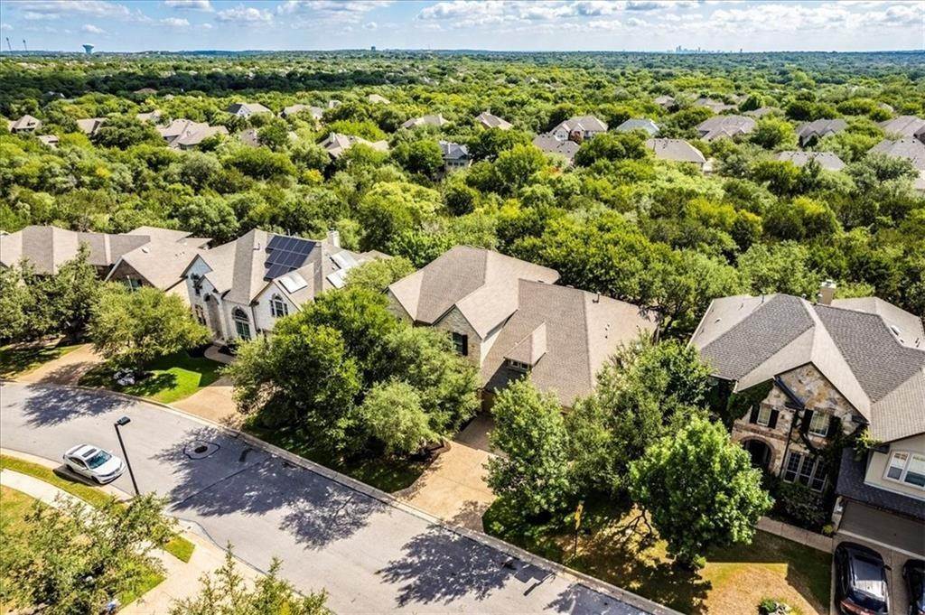 31. Single Family for Sale at Meridian, Austin, TX 78739