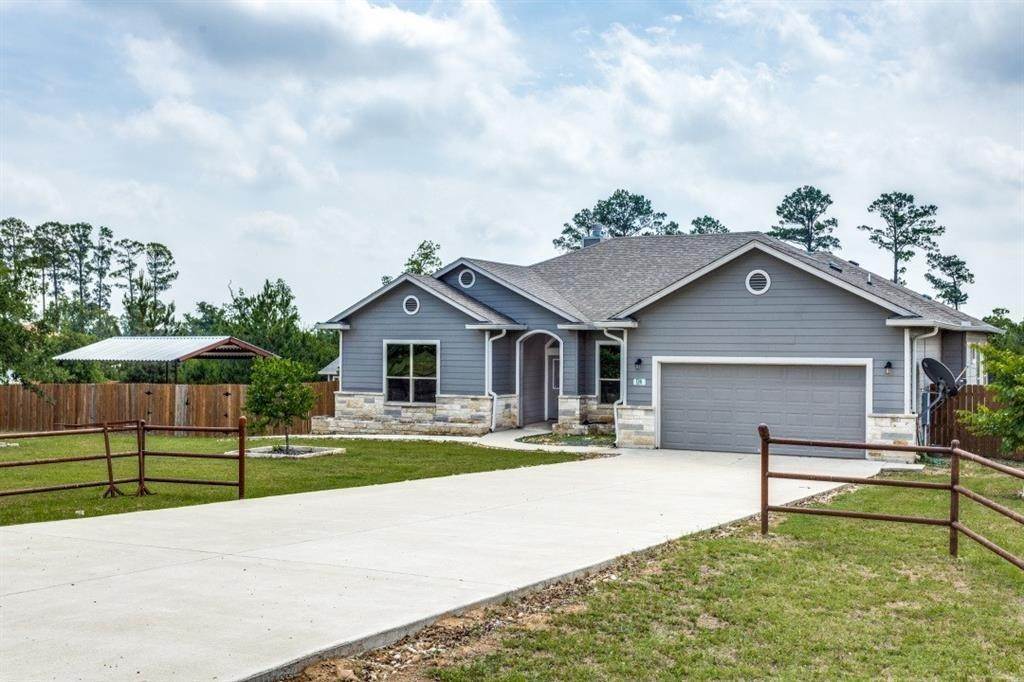 Single Family at Paige, TX 78659