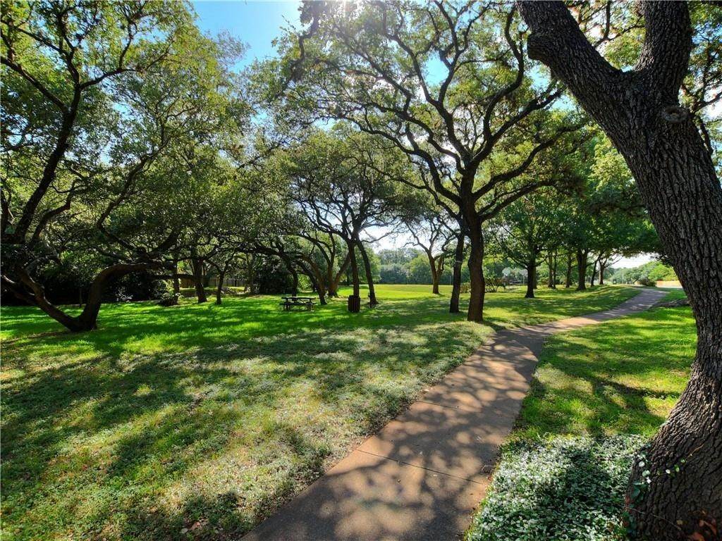35. Single Family for Sale at West Oak Hill, Austin, TX 78749