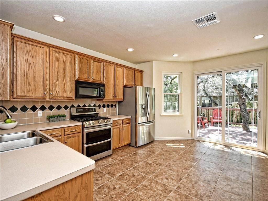9. Single Family for Sale at West Oak Hill, Austin, TX 78749