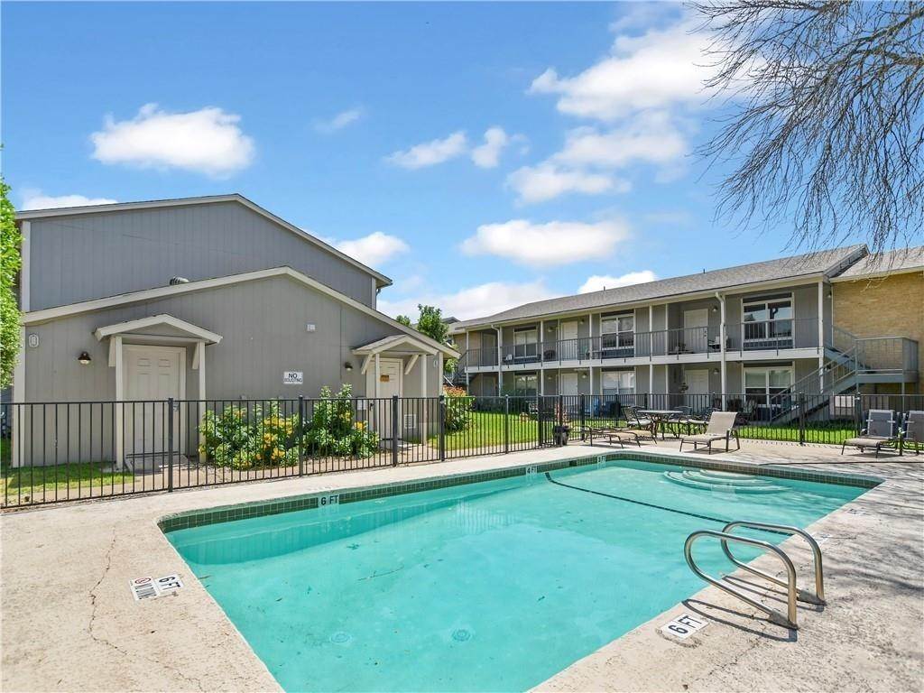 2. Condominium for Sale at North Shoal Creek, Austin, TX 78757