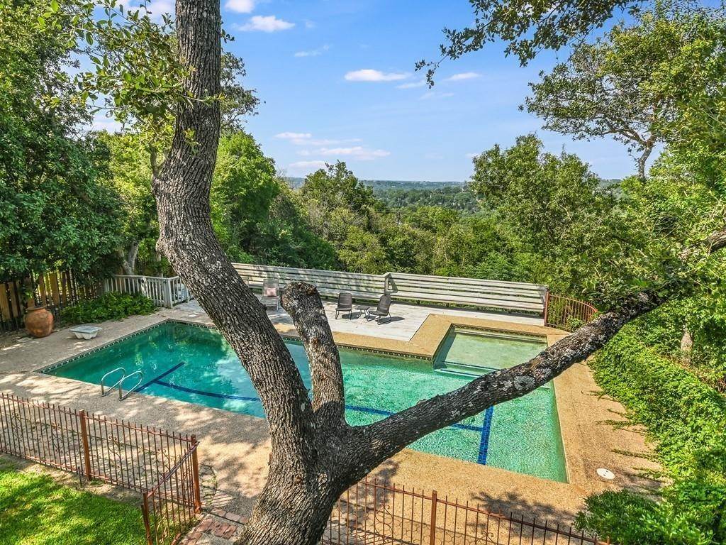 Single Family for Sale at Highland Park West, Austin, TX 78731
