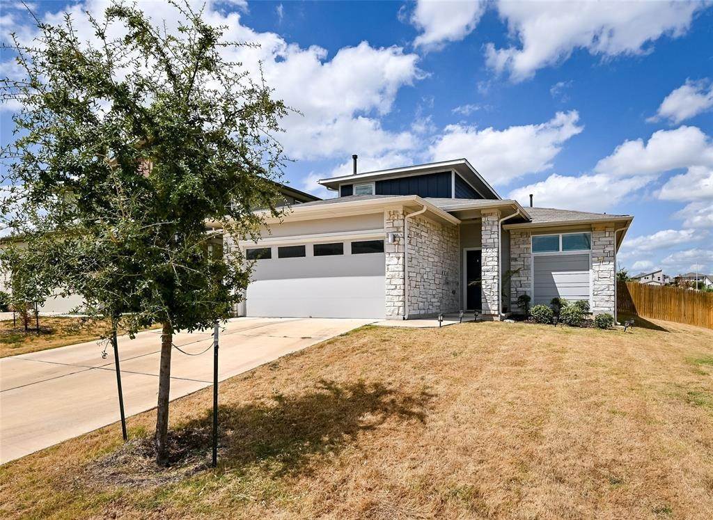 Single Family for Sale at Pioneer Hill, Austin, TX 78754