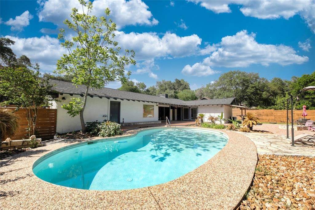 Single Family for Sale at Castlewood Forest, Austin, TX 78748
