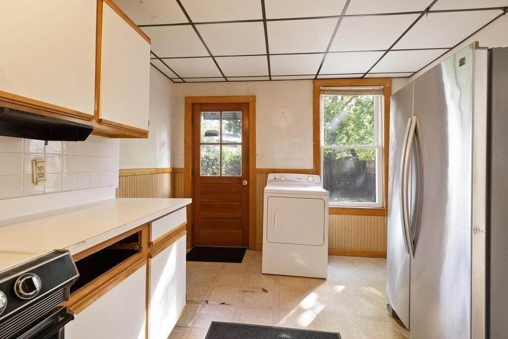 15. Single Family for Sale at Somerville, MA 02143