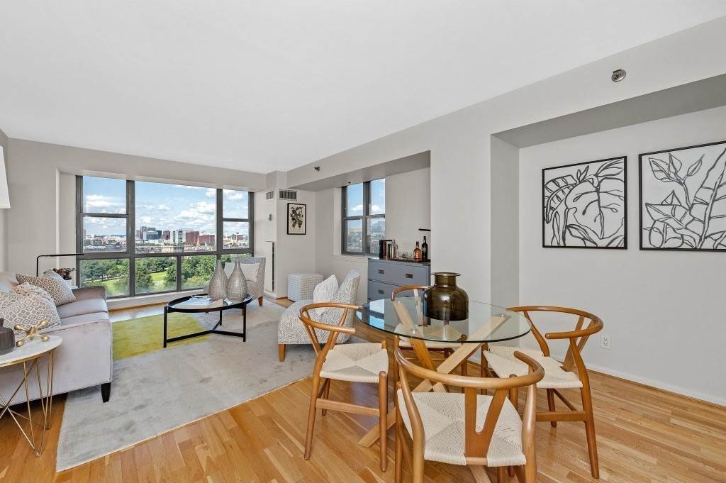 Condominium for Sale at Midtown Boston, Boston, MA 02111