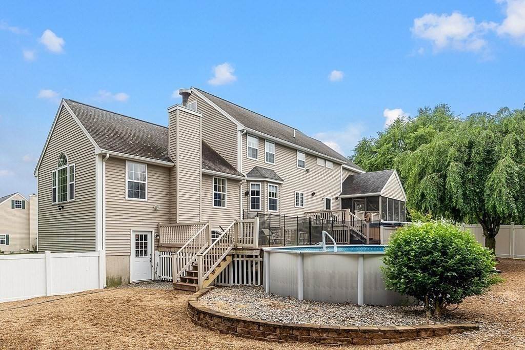6. Single Family for Sale at Haverhill, MA 01832