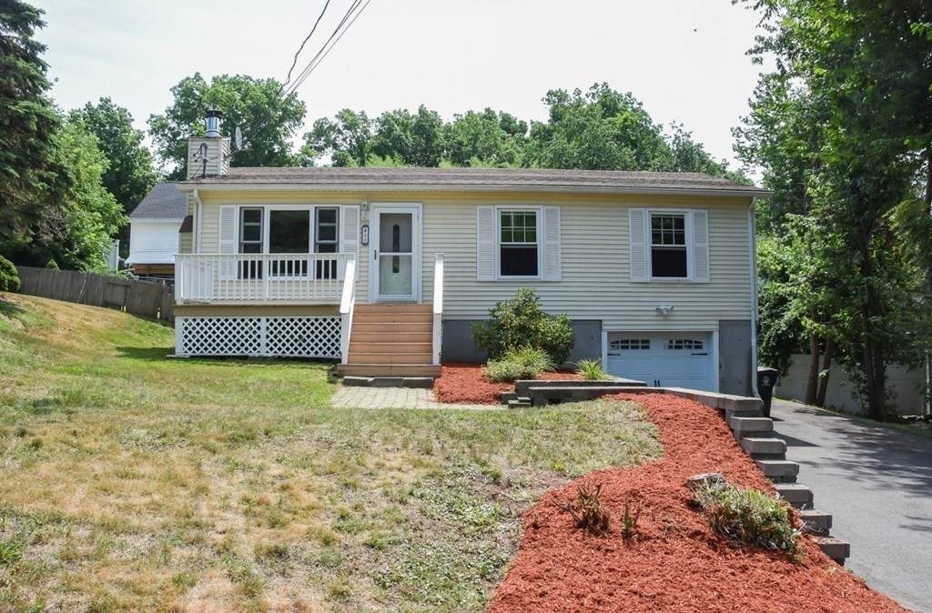 2. Single Family for Sale at Haverhill, MA 01832