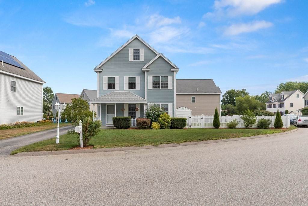 3. Single Family for Sale at Tewksbury, MA 01876