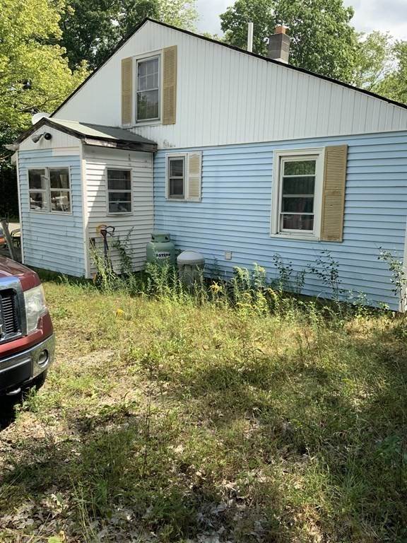 2. Single Family for Sale at Shirley, MA 01464