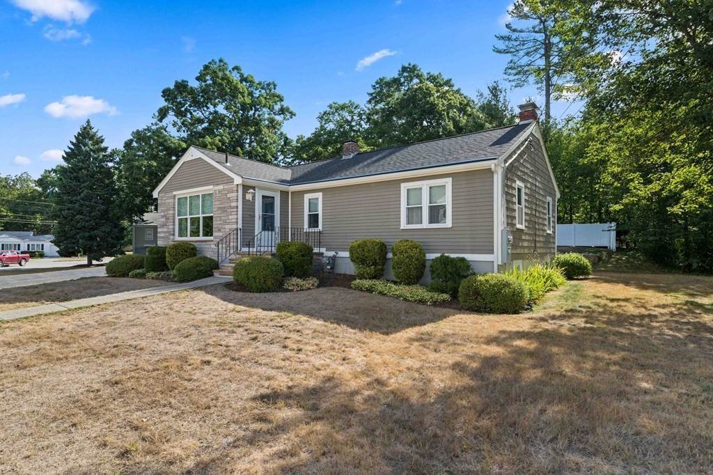 2. Single Family for Sale at Weymouth, MA 02188
