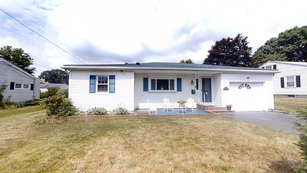 31. Single Family for Sale at Haverhill, MA 01830