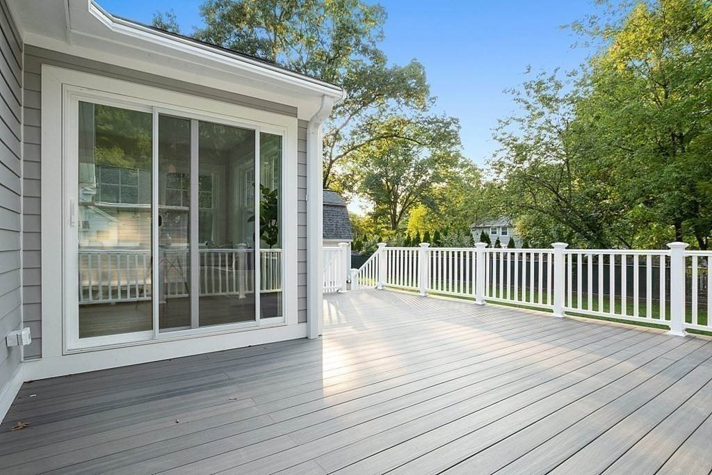 34. Single Family for Sale at Concord, MA 01742