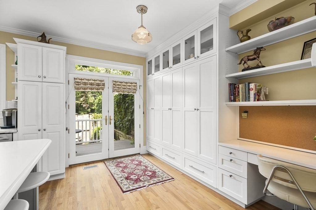 11. Single Family for Sale at Medford Street The Neck, Boston, MA 02129