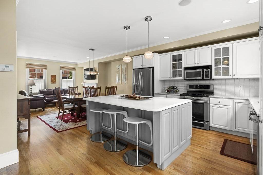 13. Single Family for Sale at Medford Street The Neck, Boston, MA 02129