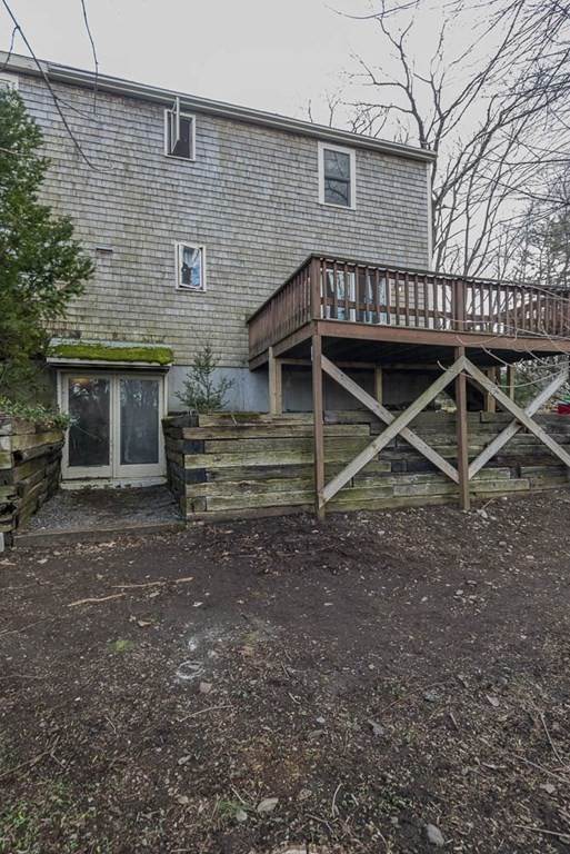 6. Single Family for Sale at Weymouth, MA 02189