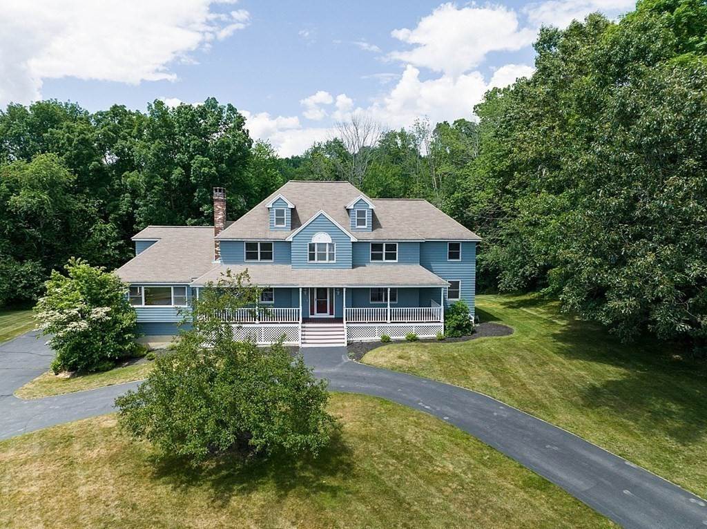 2. Single Family for Sale at Merrimac, MA 01860