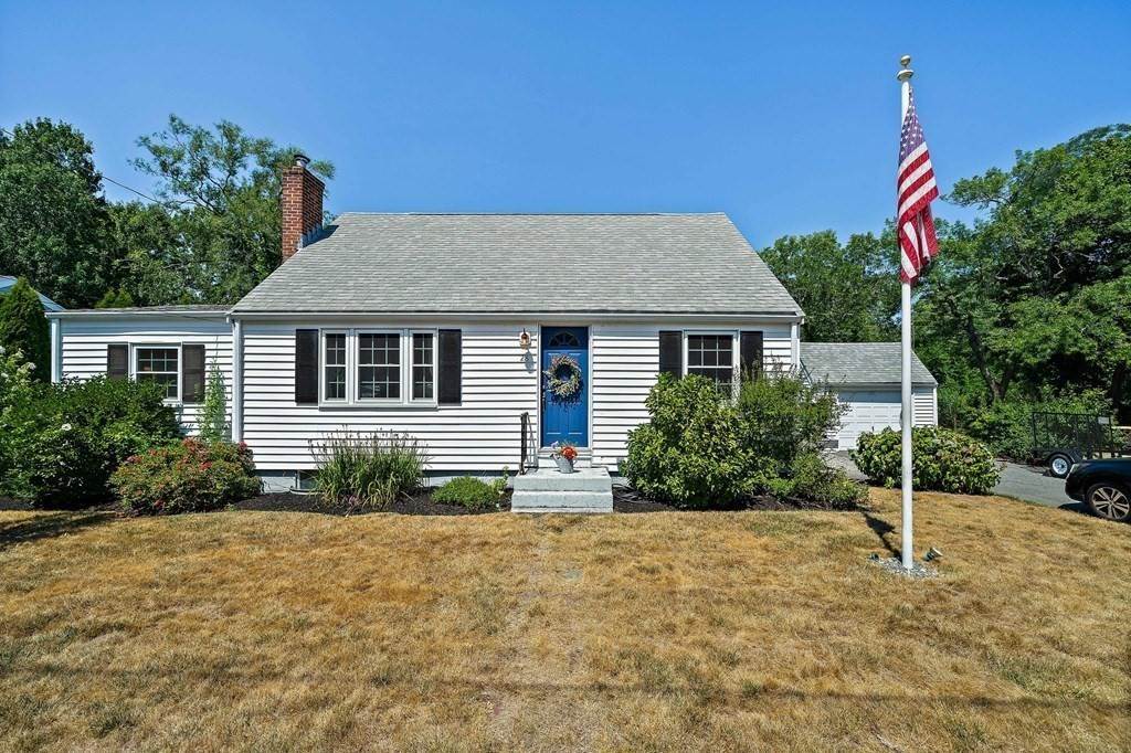 26. Single Family for Sale at Weymouth, MA 02191