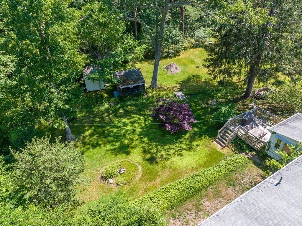 7. Single Family for Sale at Hanson, MA 02341