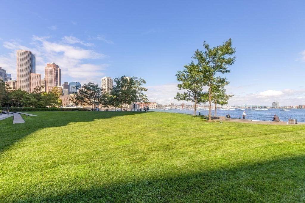 40. Condominium for Sale at 50 Liberty Dr Seaport District, Boston, MA 02210