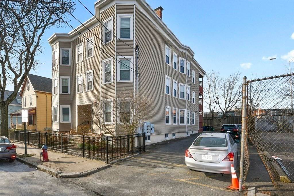25. Condominium for Sale at 22 Sewall Street Somerville, MA 02145