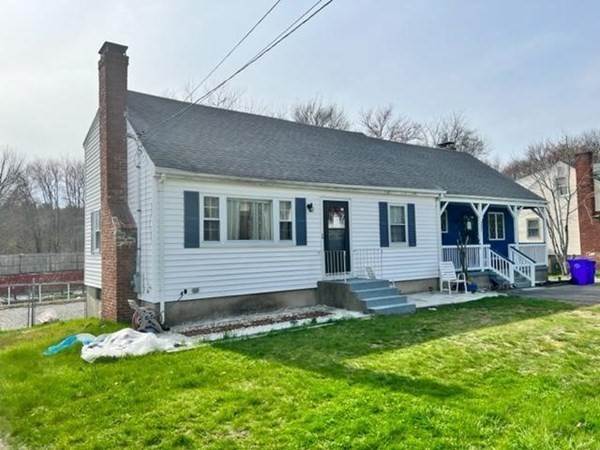 Single Family for Sale at 321 Sycamore St Holbrook, MA 02343