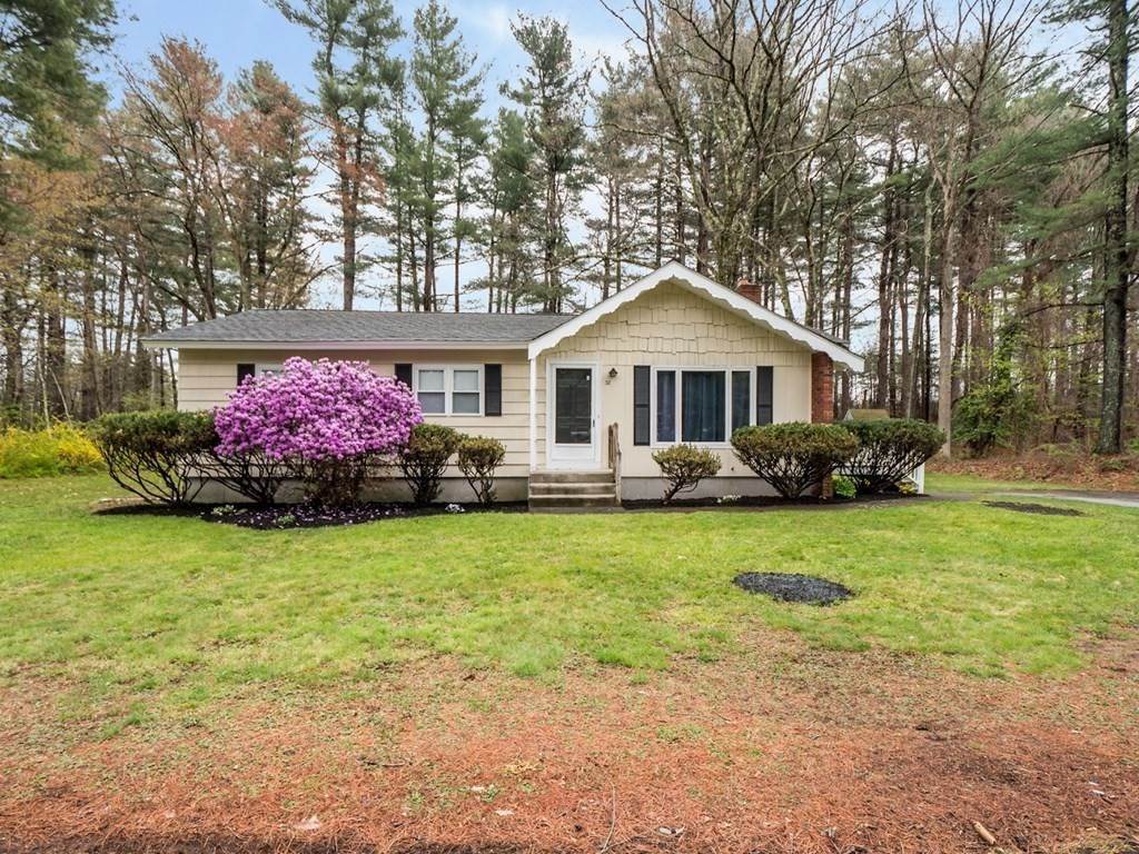 Single Family for Sale at 38 Country Rd Westford, MA 01886