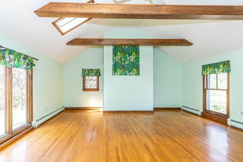 27. Single Family for Sale at 600 Springs Rd Bedford, MA 01730