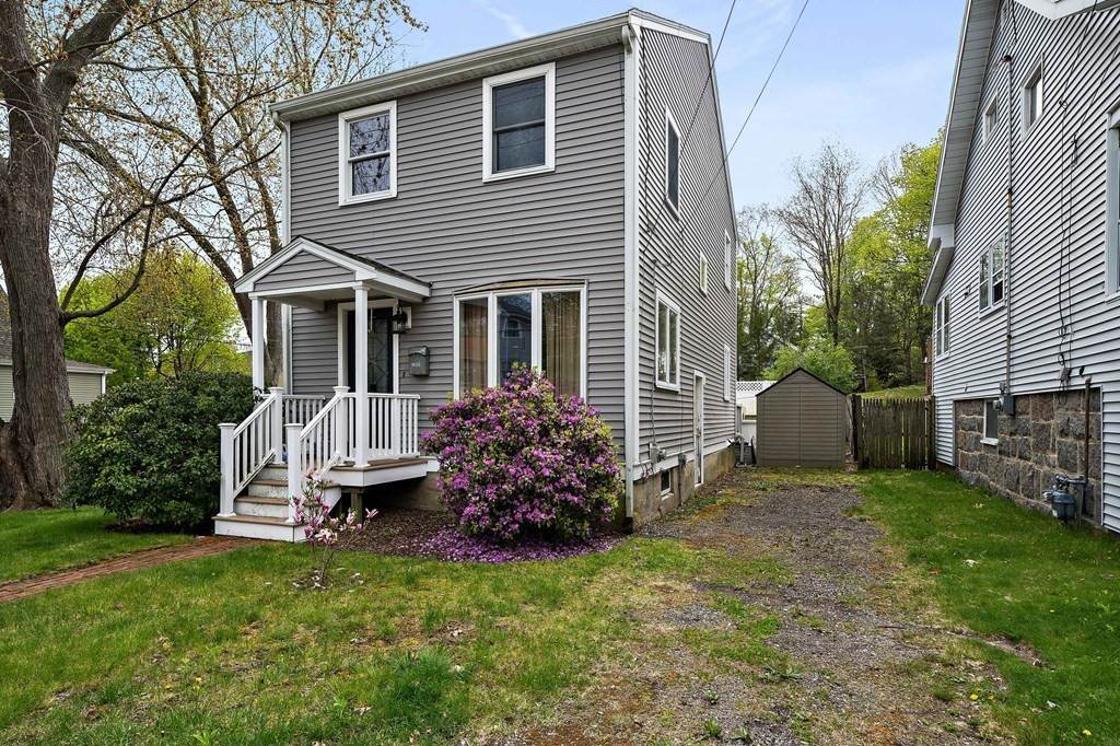 24. Single Family for Sale at 199 Evans St Weymouth, MA 02191