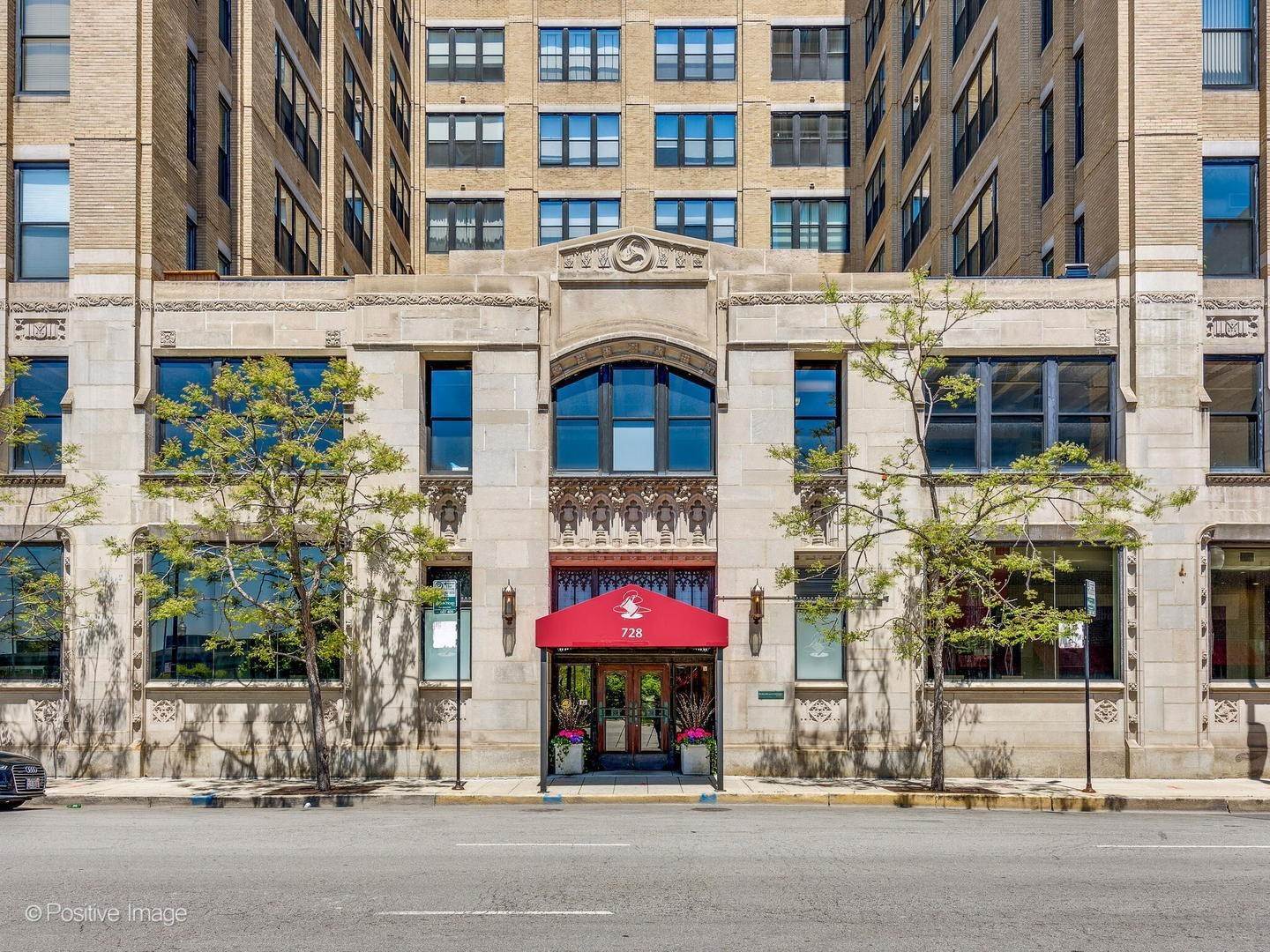 Single Family for Sale at West Loop, Chicago, IL 60661