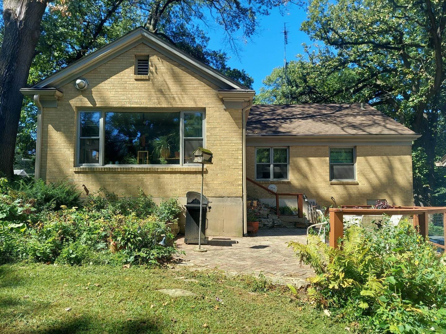 36. Single Family for Sale at Elgin, IL 60123