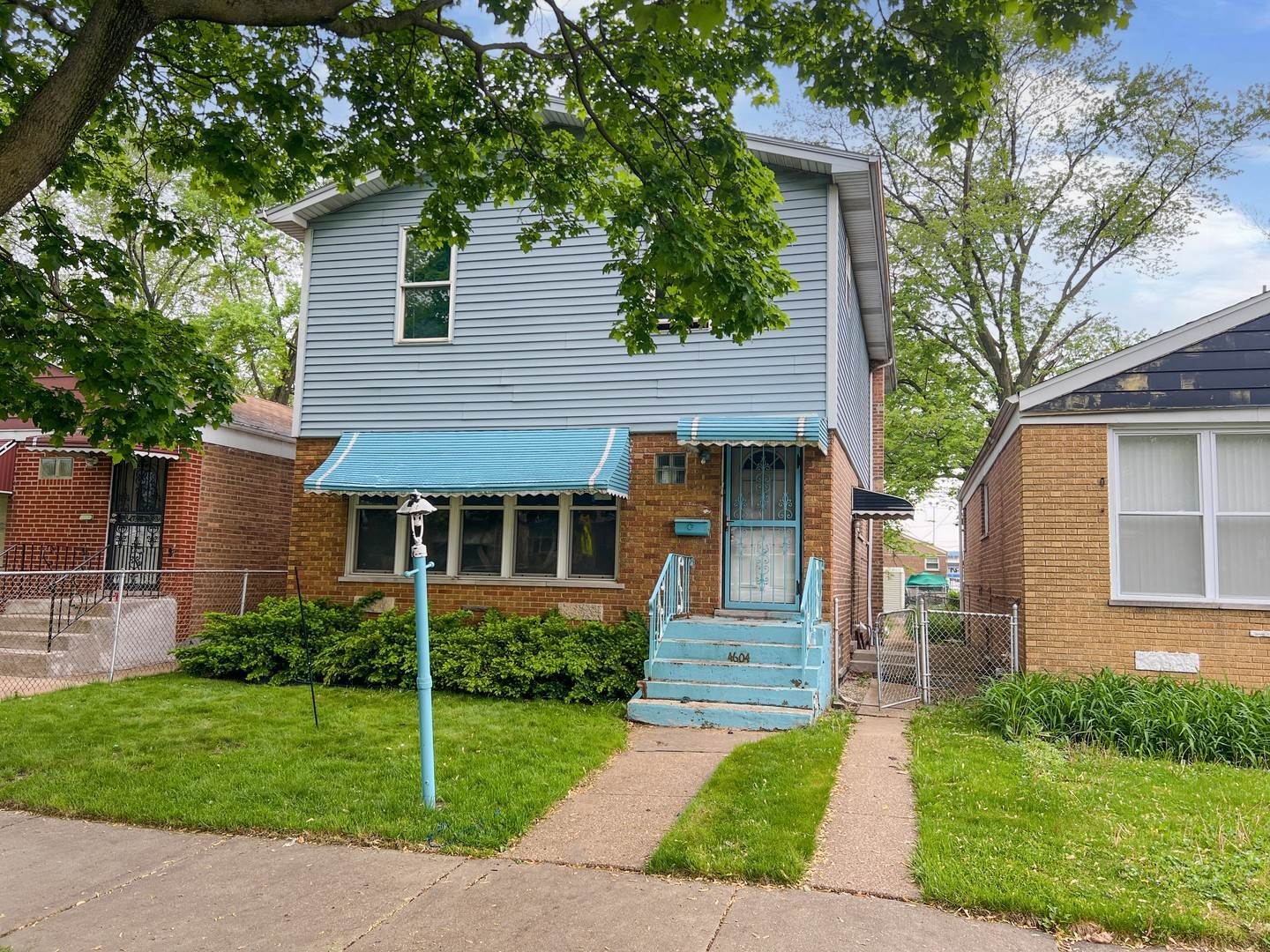 Single Family for Sale at LeClaire Courts, Chicago, IL 60638