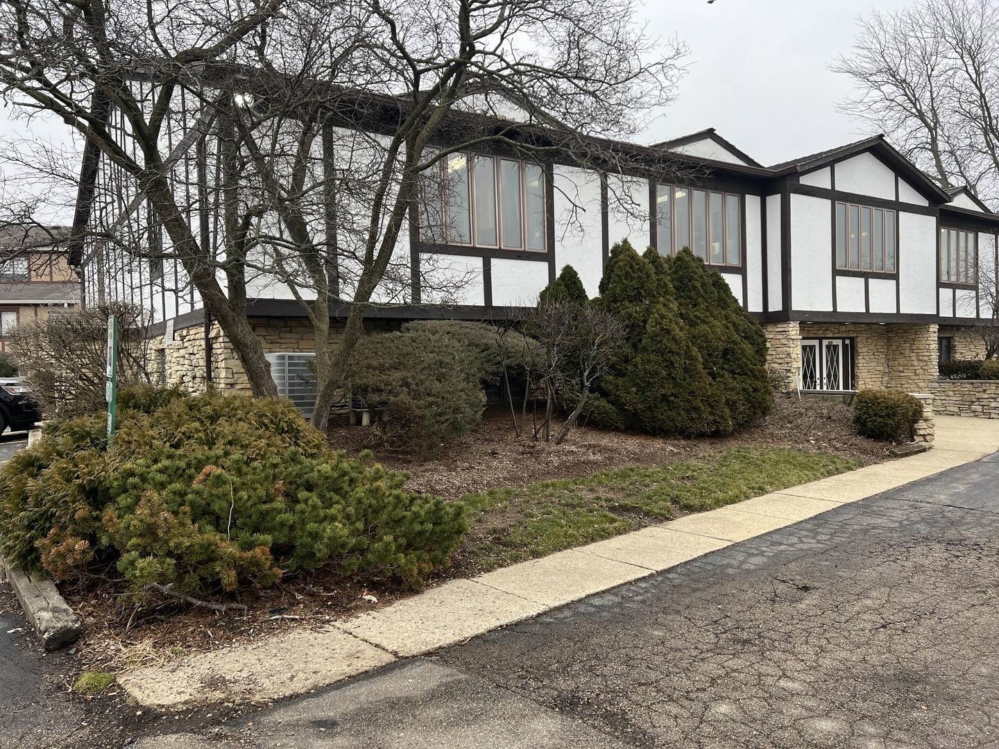 Condominium for Sale at West Dundee, IL 60118