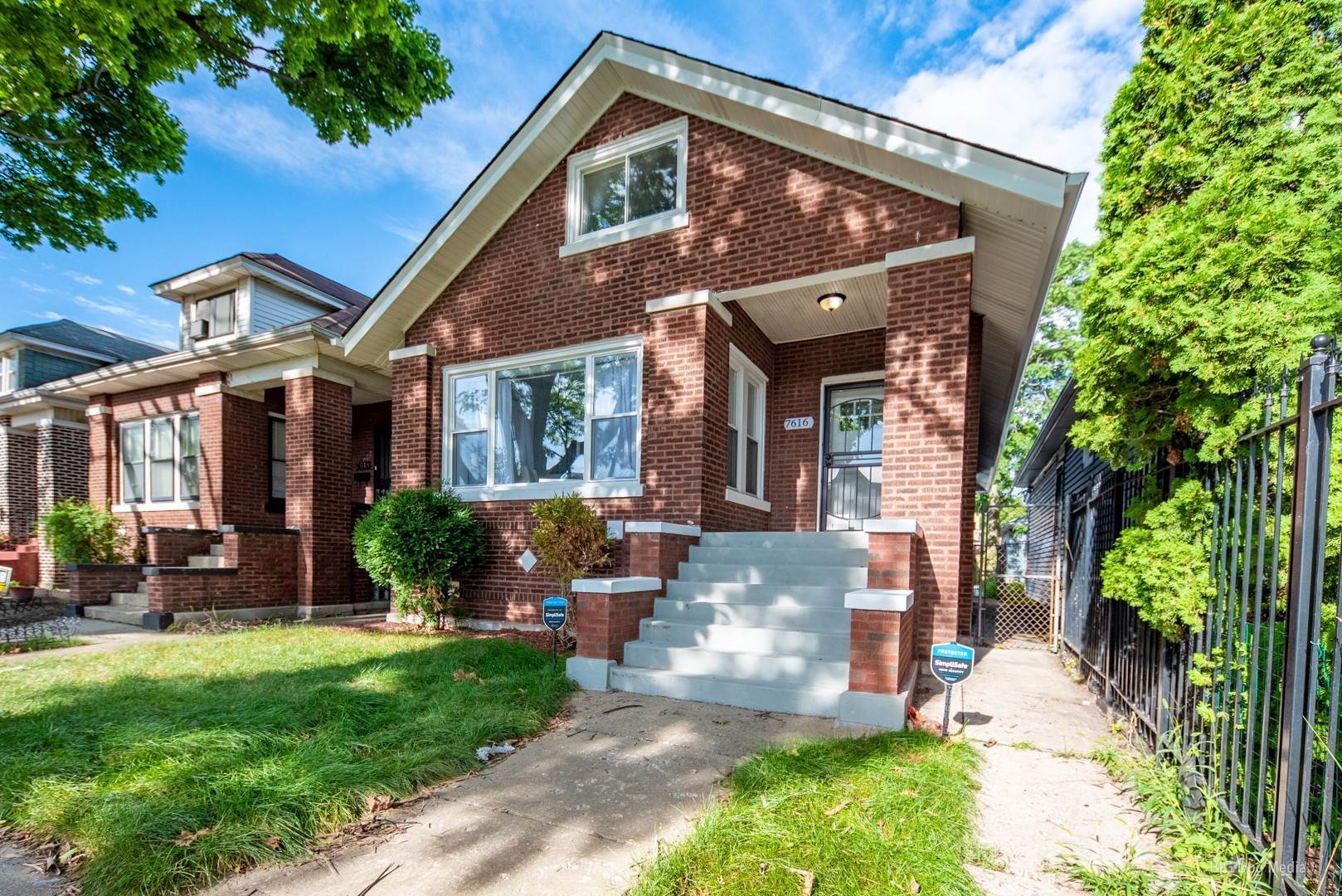 Single Family for Sale at South Shore, Chicago, IL 60649