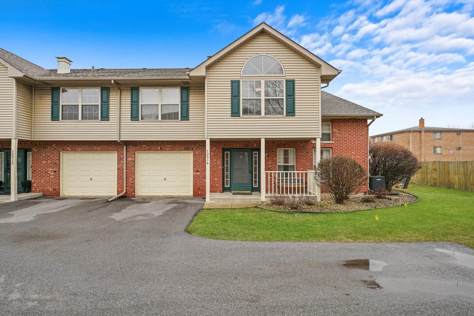 Townhouse for Sale at Alsip, IL 60803