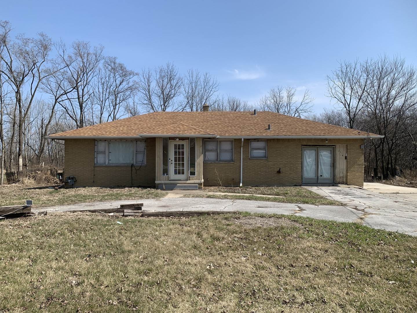Single Family for Sale at Lynwood, IL 60411