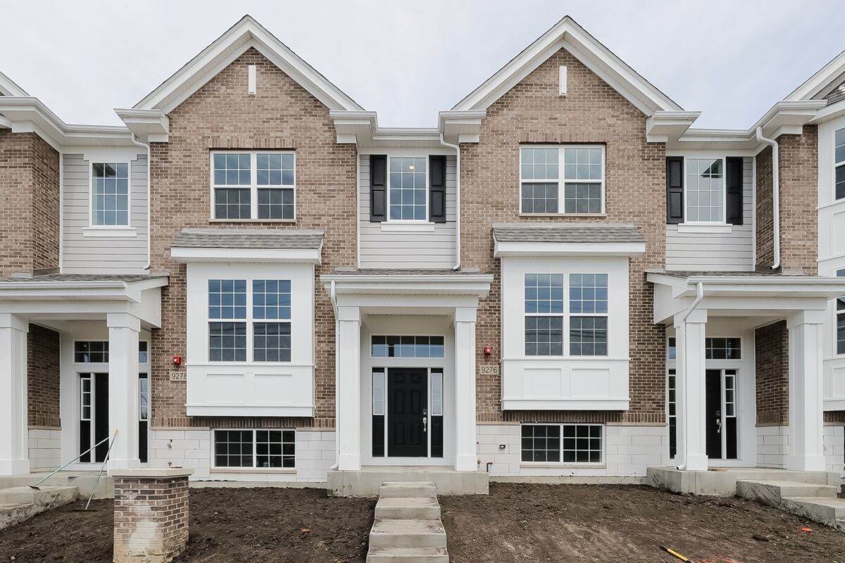 Townhouse for Sale at Orland Park, IL 60462