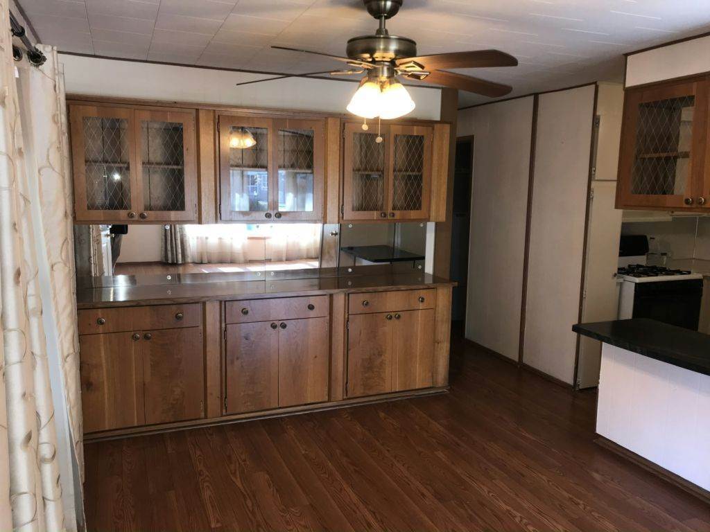 6. Mobile Home for Sale at Elgin, IL 60123