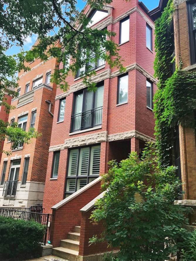 Single Family for Sale at Wrigleyville, Chicago, IL 60613