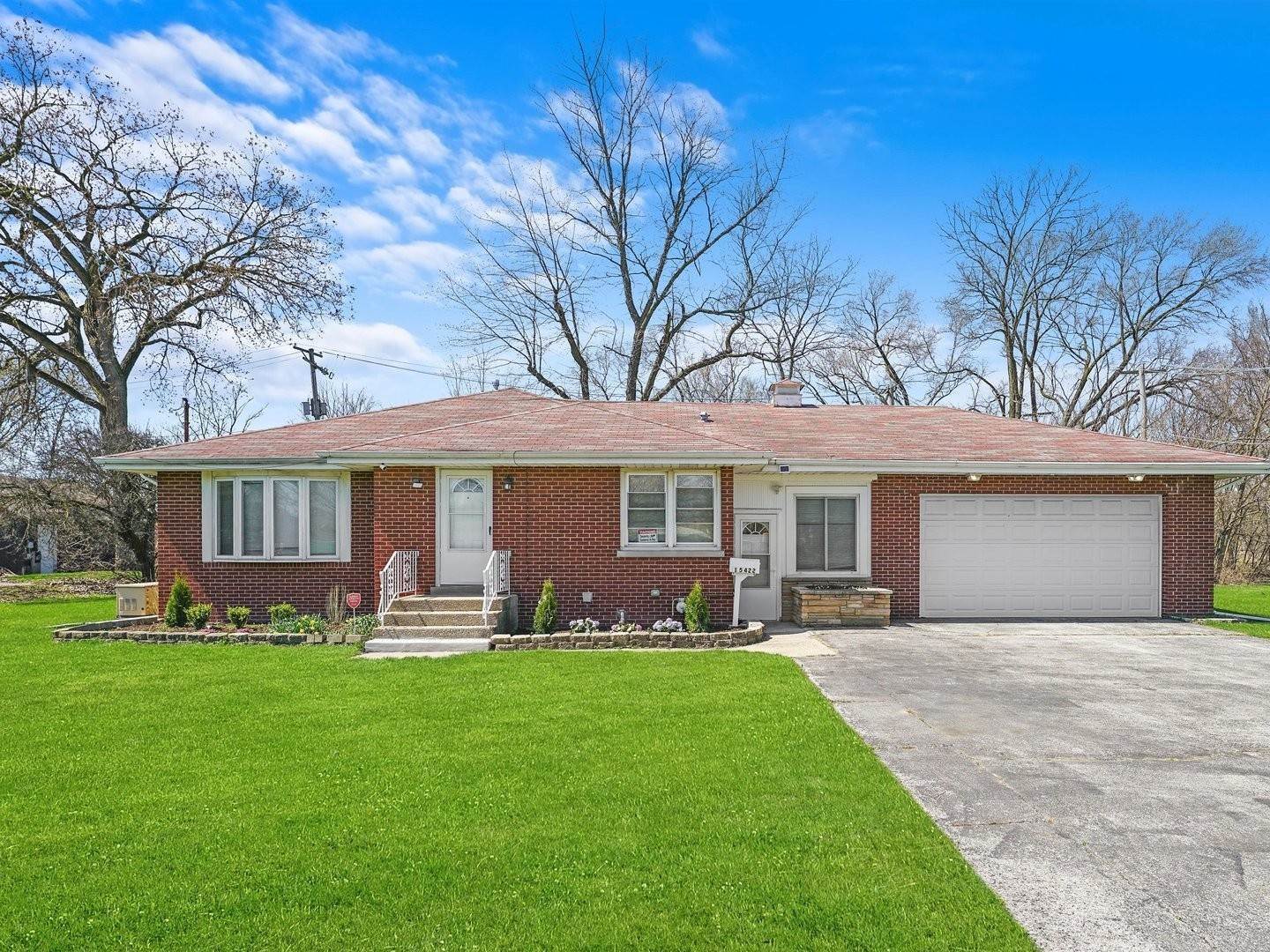 Single Family for Sale at South Holland, IL 60473