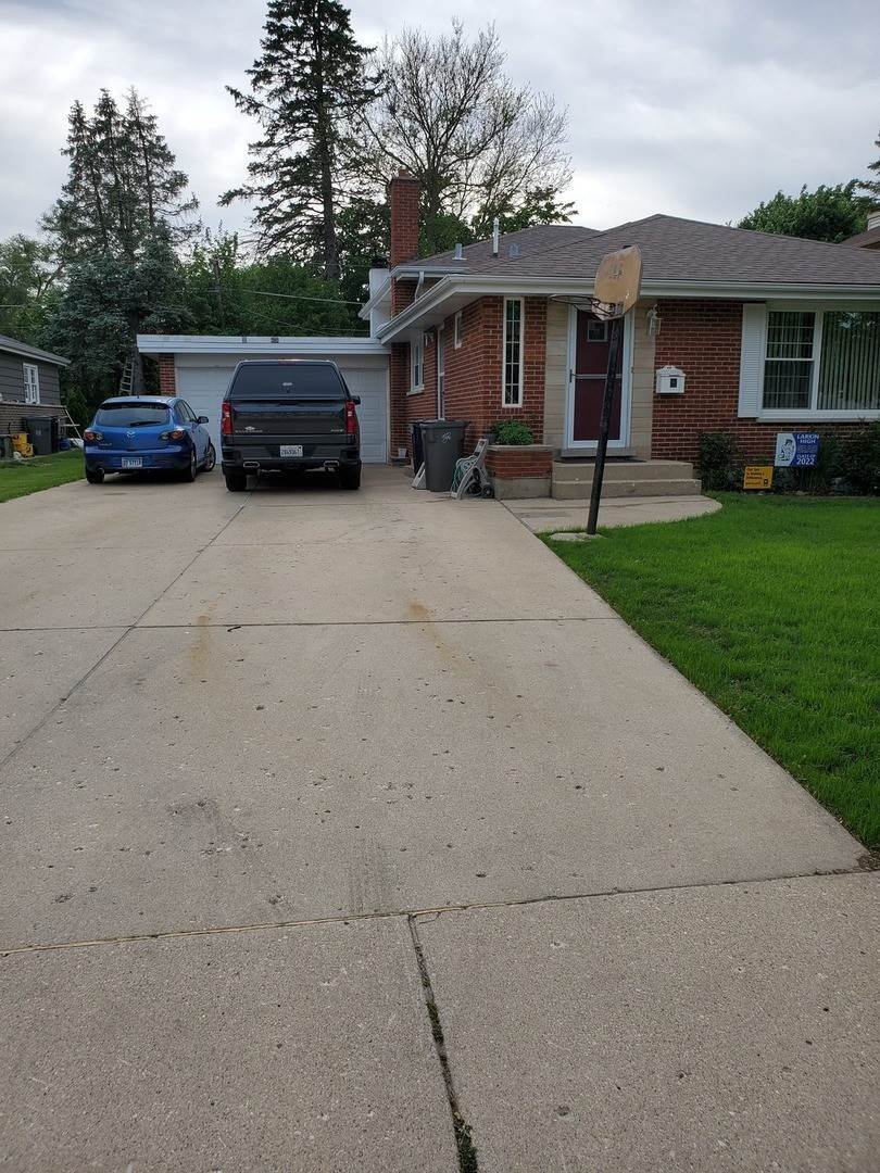 50. Single Family for Sale at Elgin, IL 60123