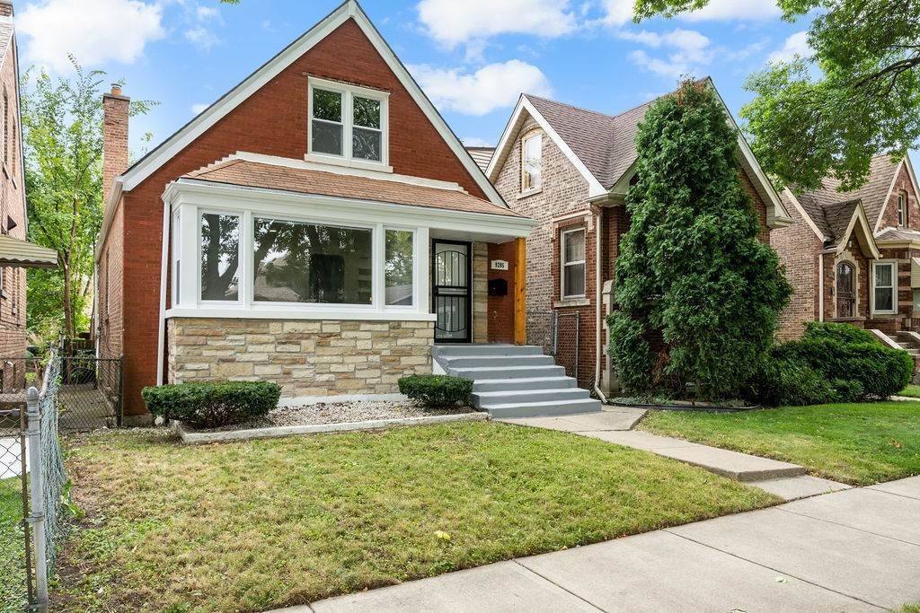 2. Single Family for Sale at Brainerd, Chicago, IL 60620