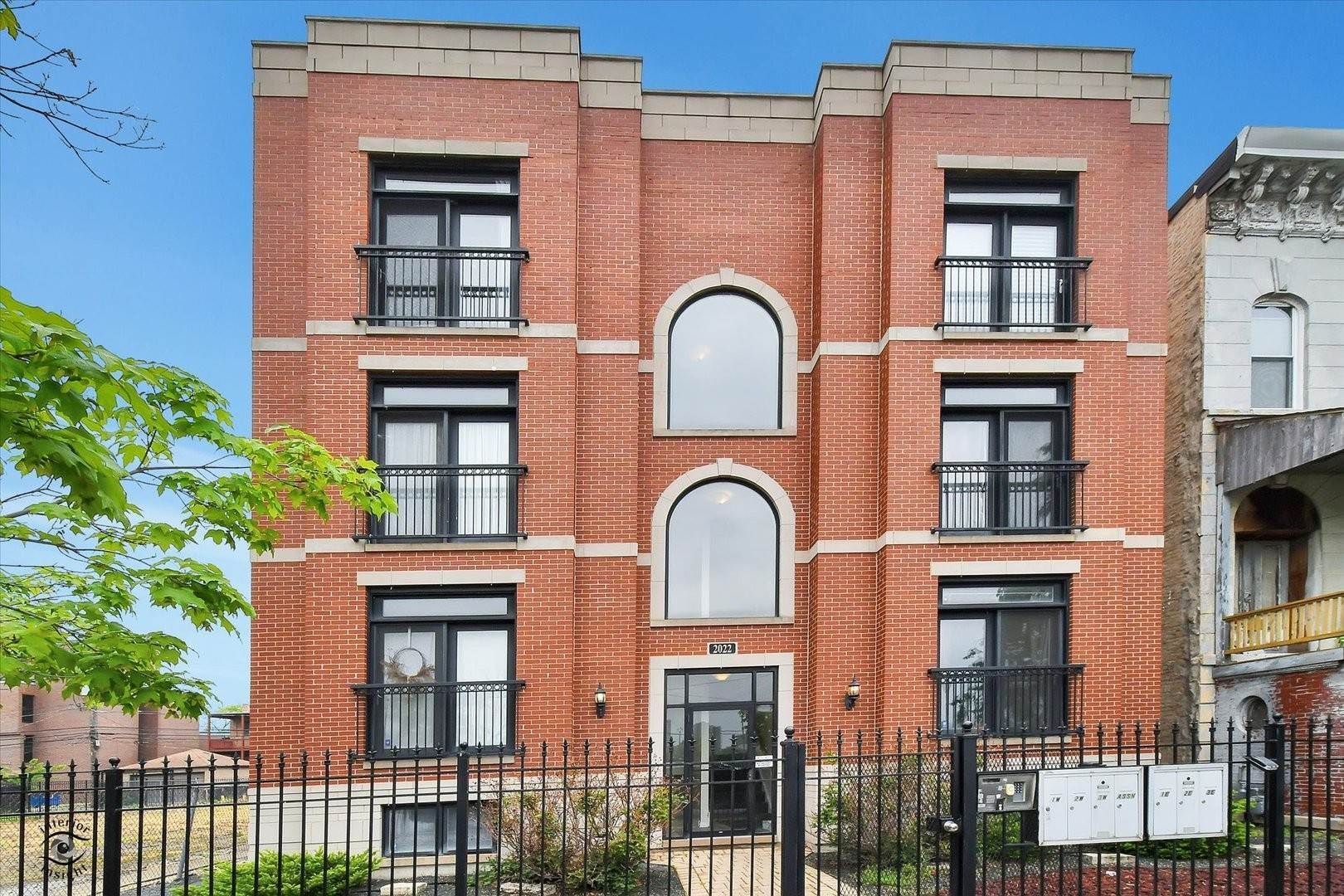 Single Family for Sale at Near West Side, Chicago, IL 60612